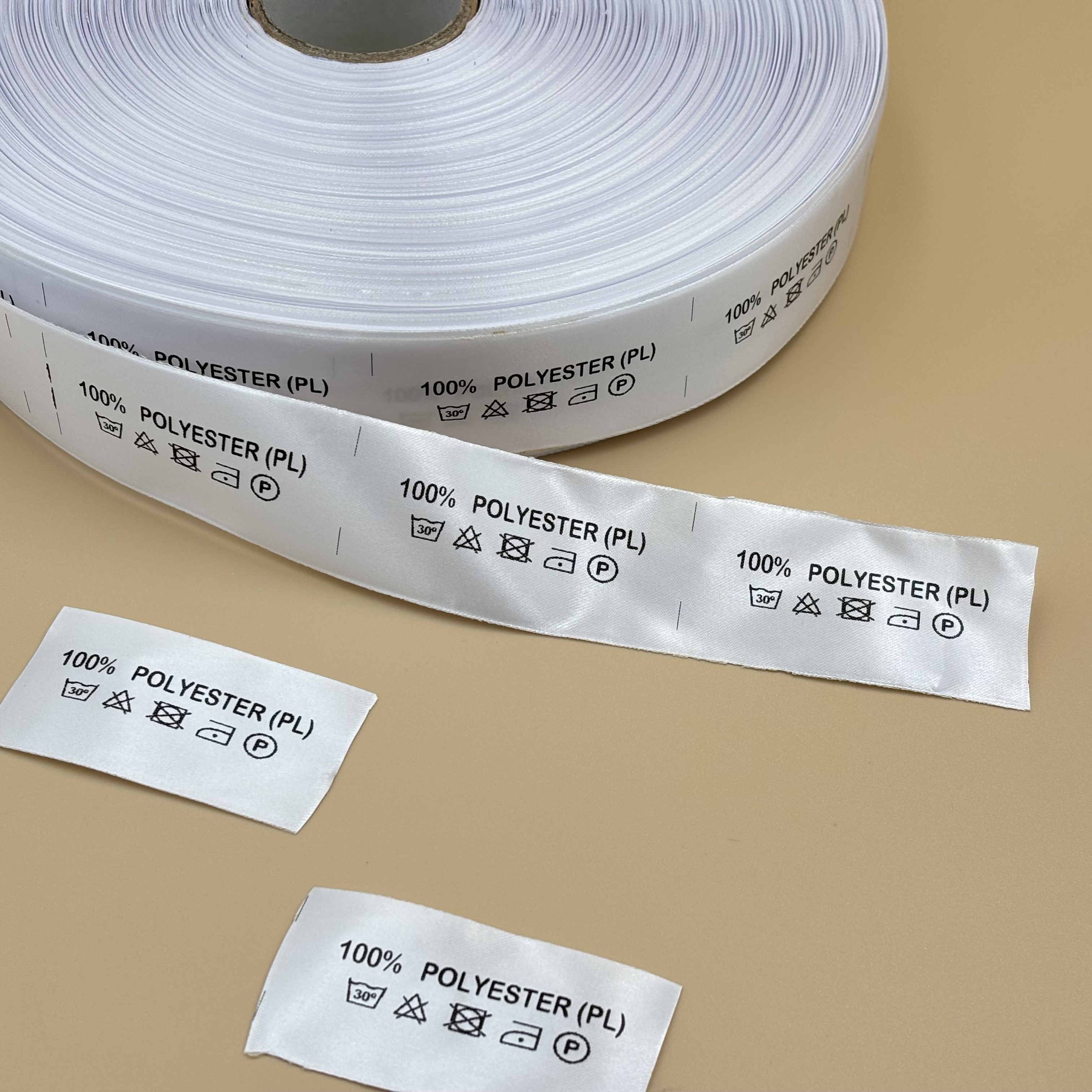 TEXTIL CÍMKE - SZATÉN